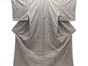 未使用品　斜め格子模様織出し本場泥大島紬着物（5マルキ）